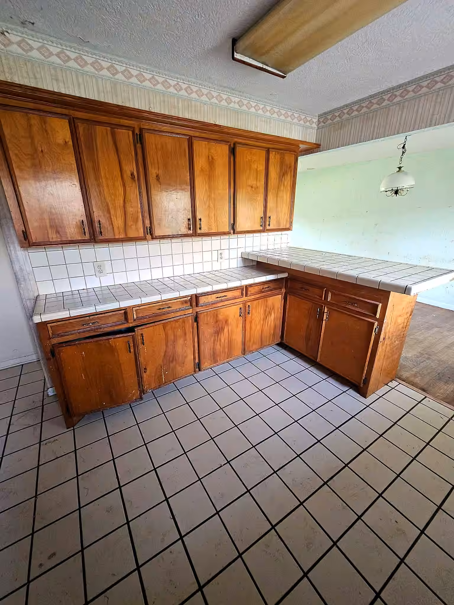 Photo 5 of 219 Carnation Street, Lake Jackson, TX