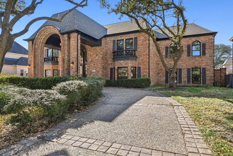 Photo 3 of 1406 S Fry Road, Katy, TX