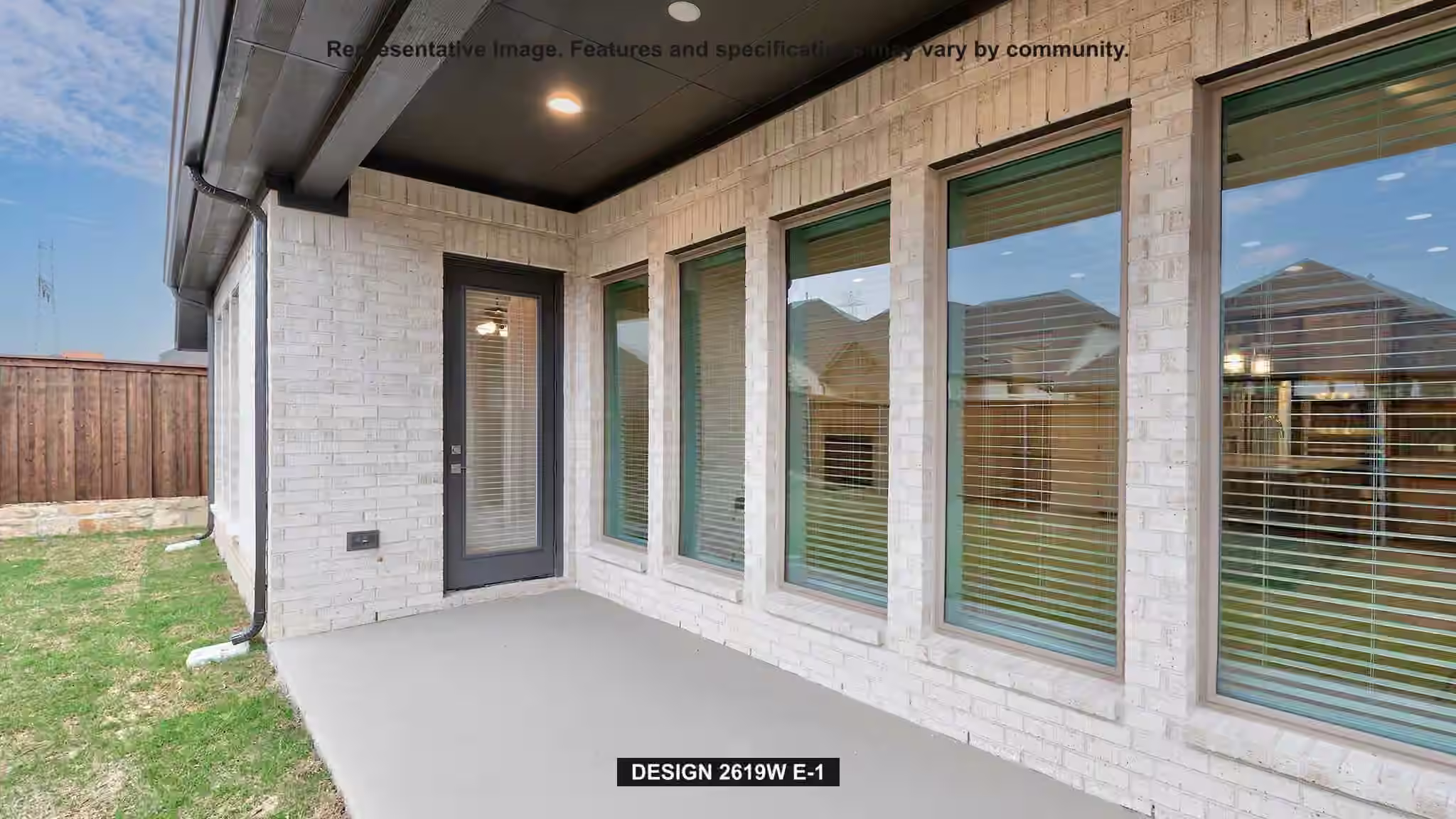 Photo 3 of 18827 Ivory Laurel Court, Hockley, TX