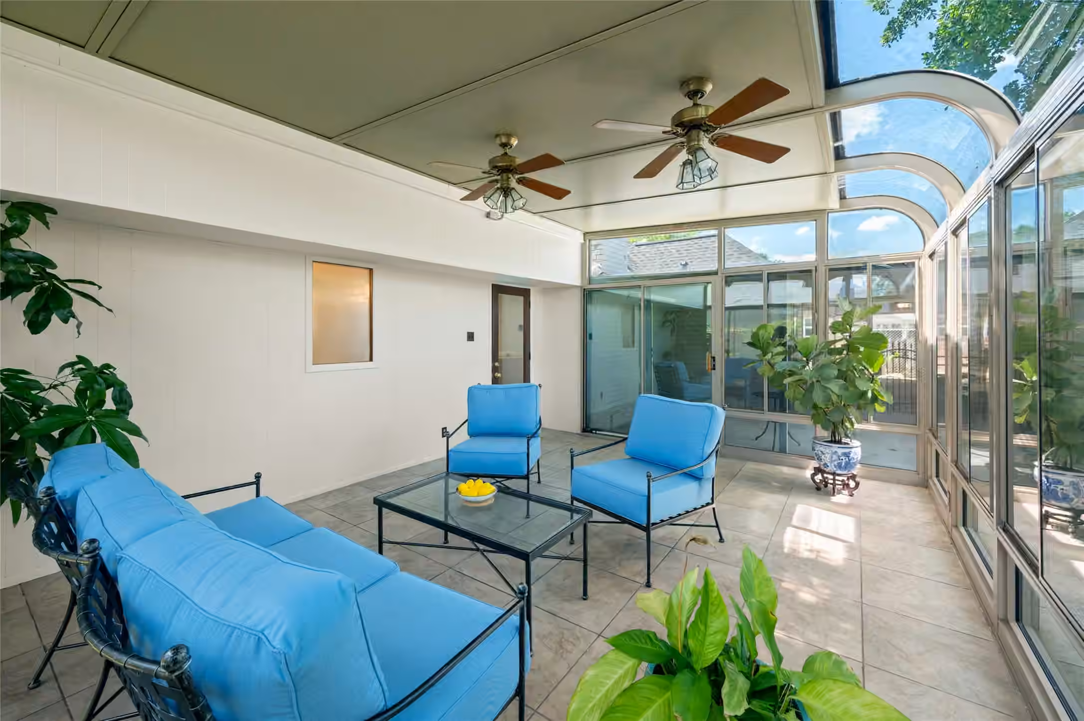 Photo 2 of 1906 Spillers Lane, Houston, TX