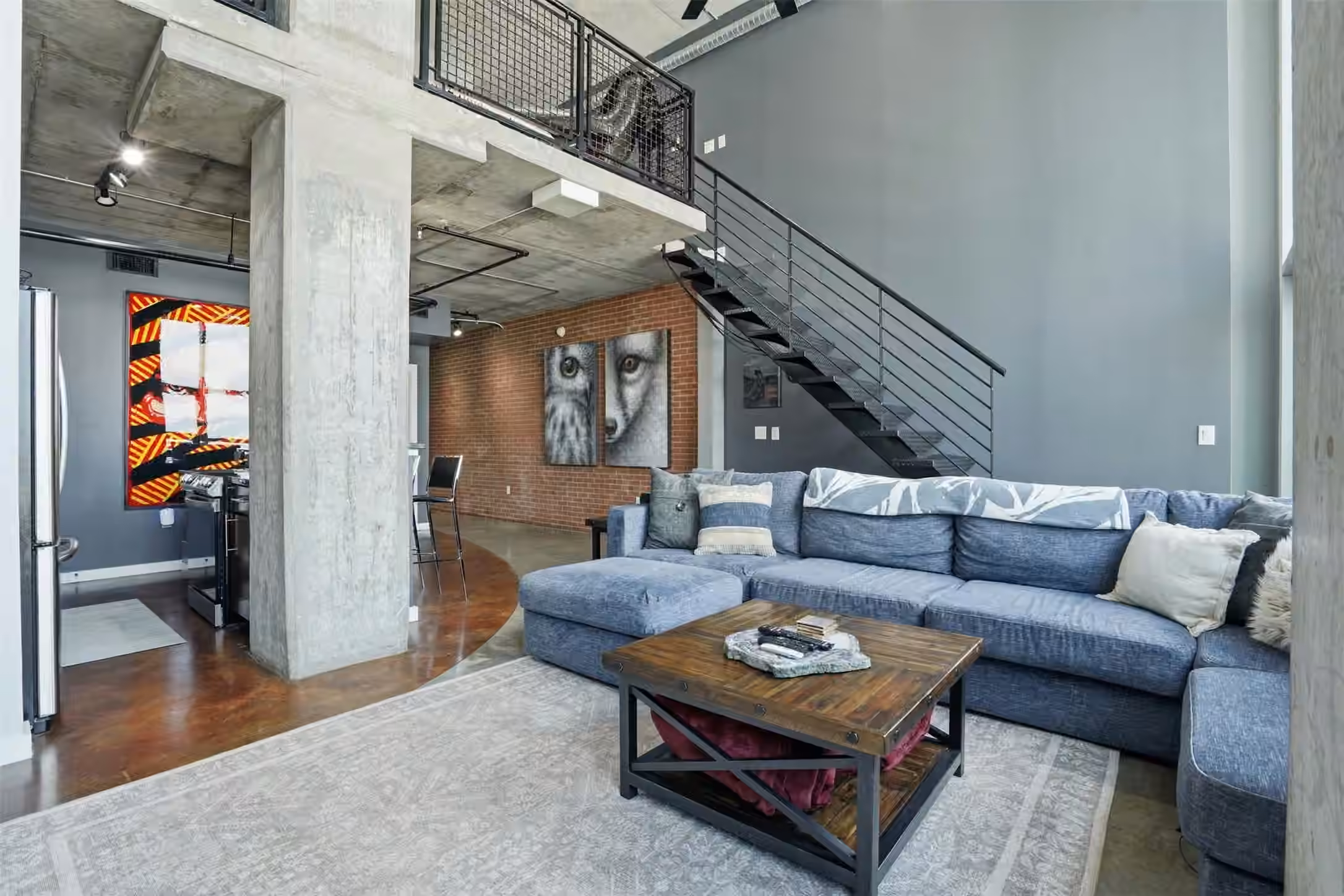 Photo 4 of 2000 Bagby Street 9422, Houston, TX