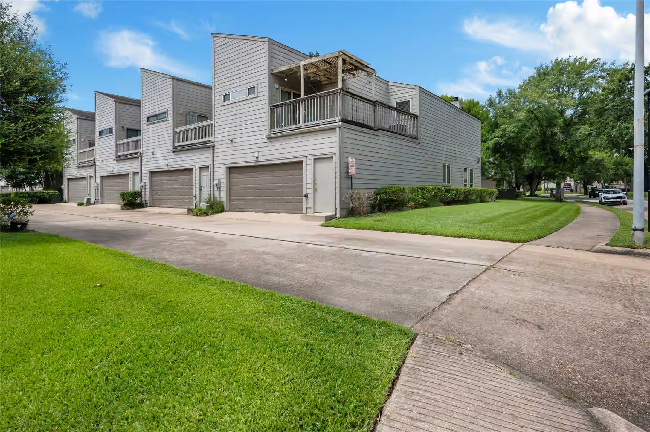 Photo of 11709 Lakeside Place Drive 232, Houston, TX 77077
