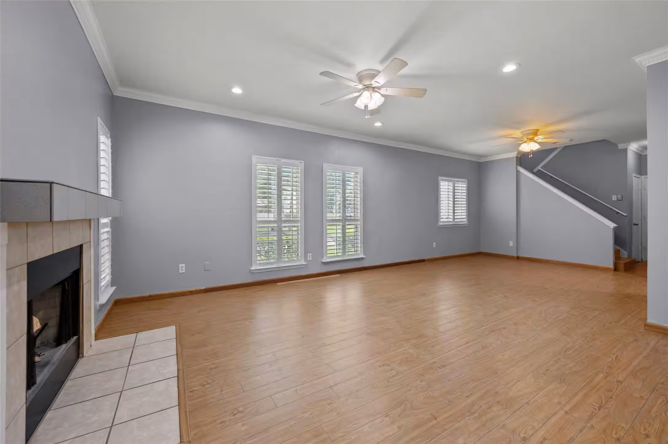 Photo 7 of 11709 Lakeside Place Drive 232, Houston, TX