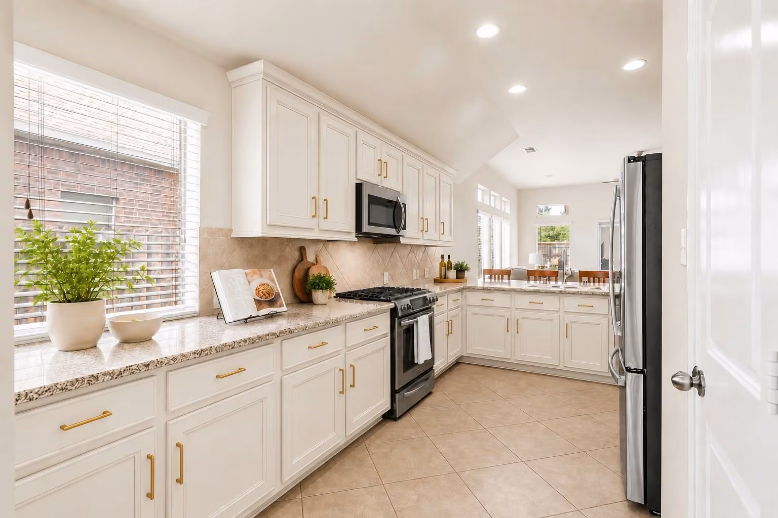 Photo of 31870 Forest Park Trail, Conroe, TX