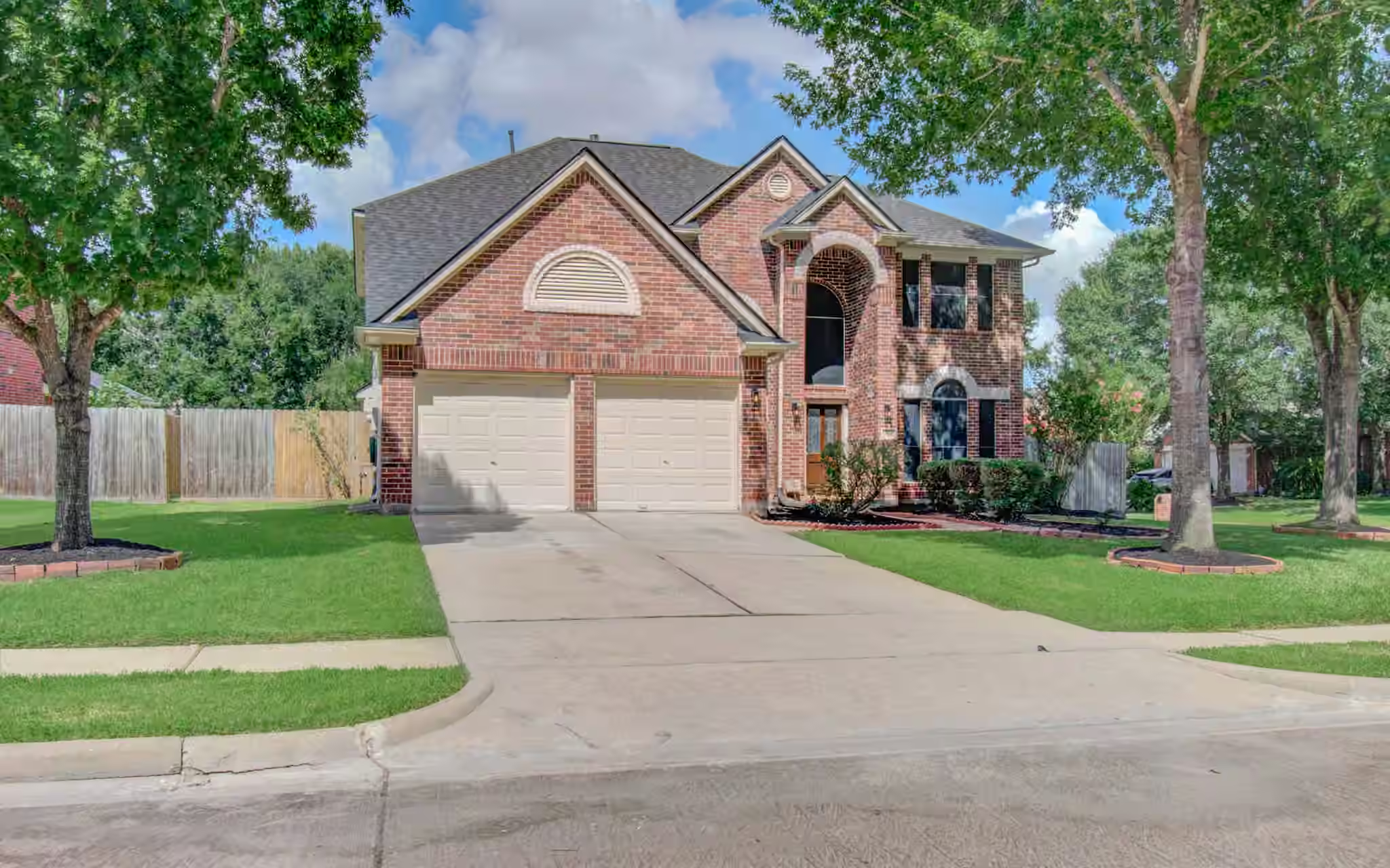 Photo 3 of 202 Willards Way, Stafford, TX