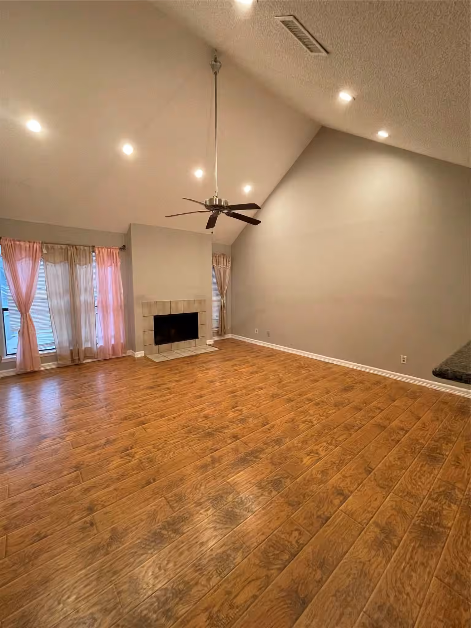Photo 4 of 6601 Sands Point Drive 63, Houston, TX