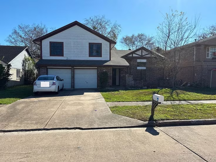 Photo of 3911 Green Crest Drive, Houston, TX