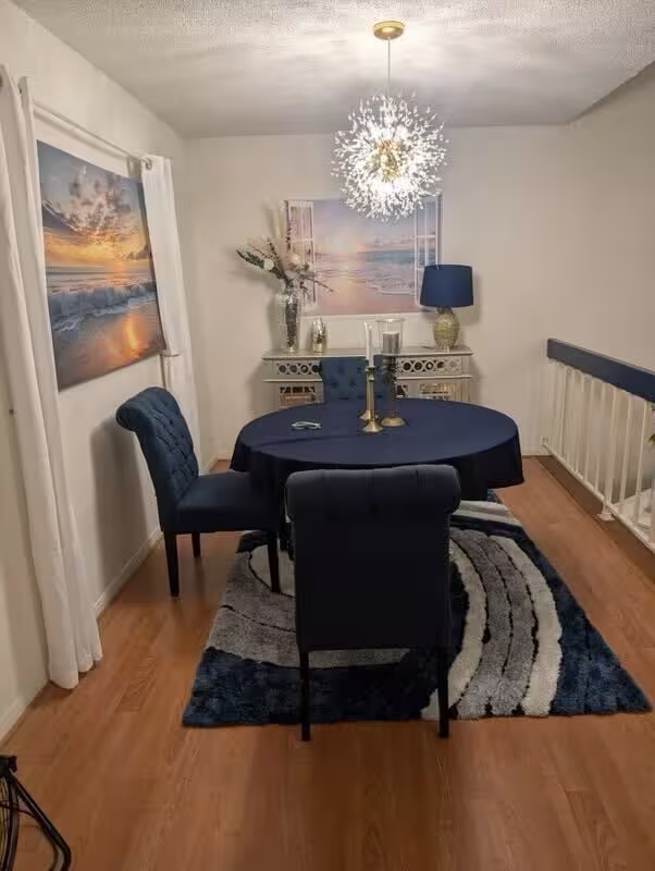 Photo 5 of 3911 Green Crest Drive, Houston, TX