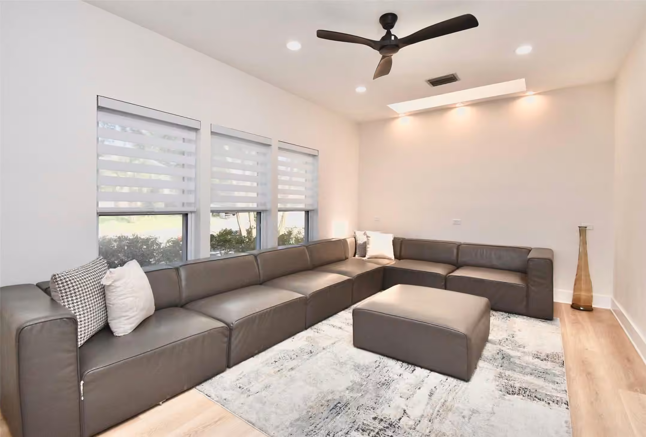 Photo 3 of 11806 Braesridge Drive, Houston, TX
