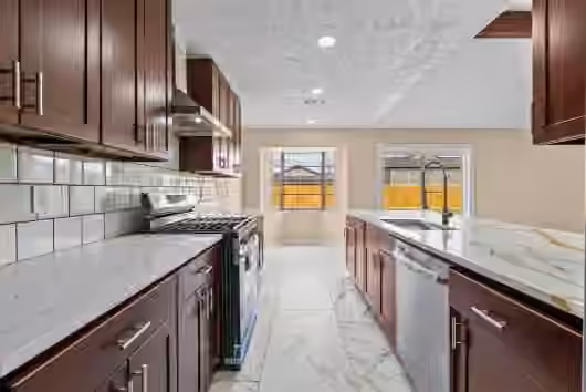 Photo 5 of 11007 Green Arbor Drive, Houston, TX
