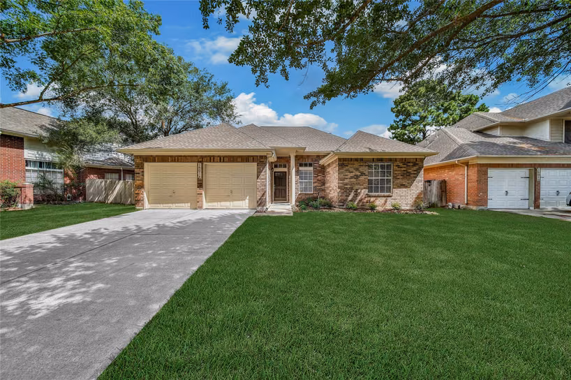 Photo of 16014 Brittany Knoll Drive, Houston, TX 77095