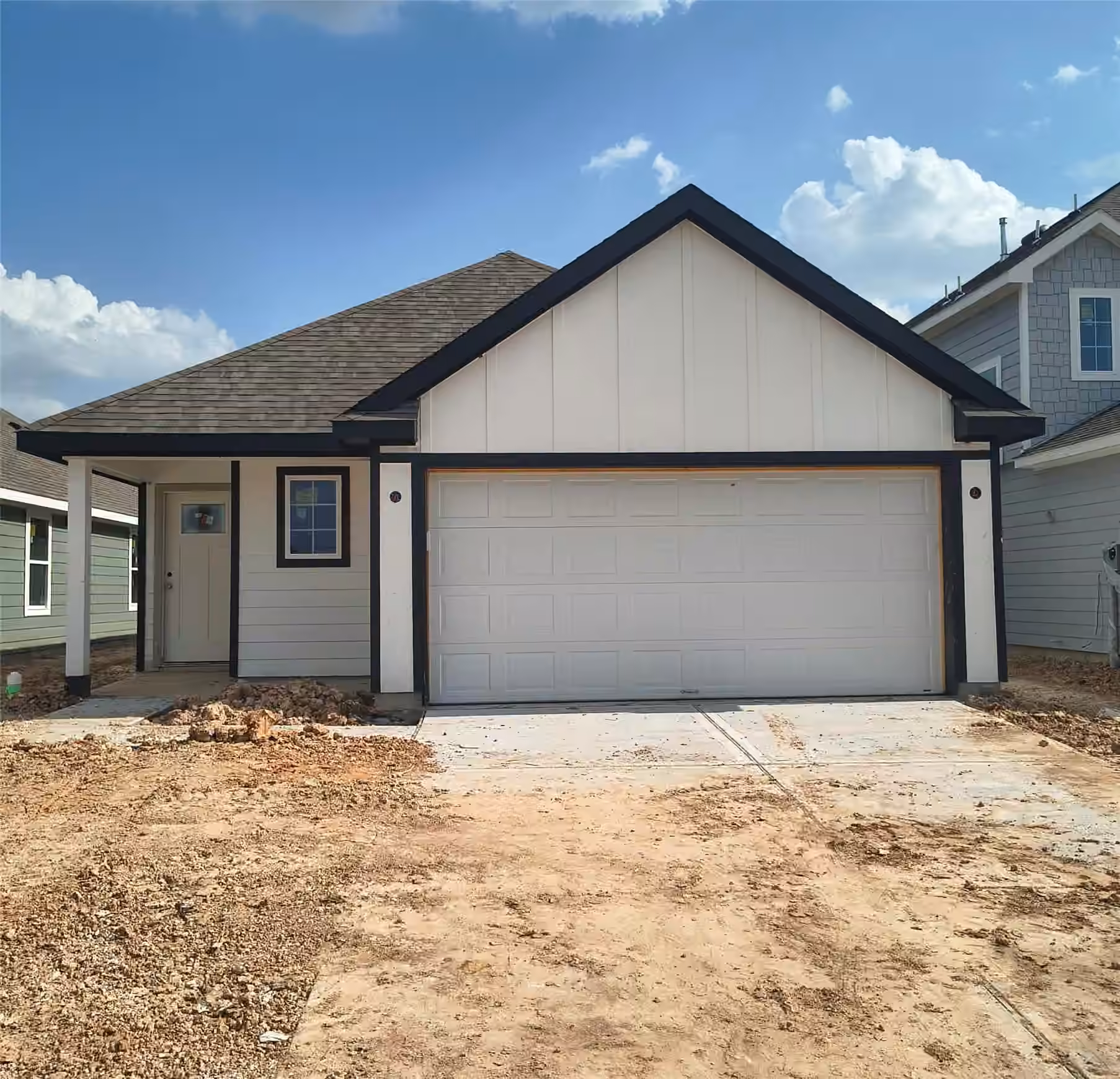 Photo 2 of 9213 Crestone Peak Drive, Willis, TX