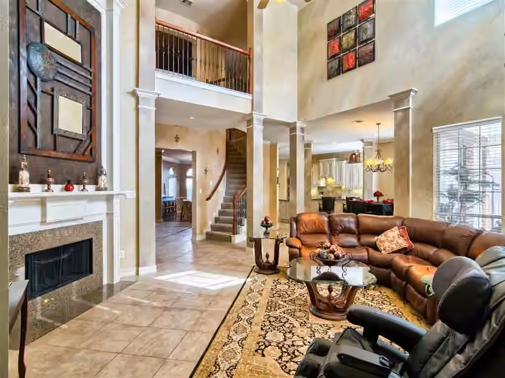 Photo 4 of 26407 Ridgefield Park Lane, Cypress, TX