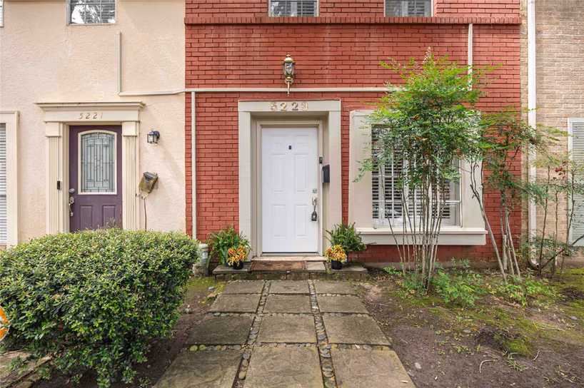 Photo 3 of 5223 Arboles Drive, Houston, TX