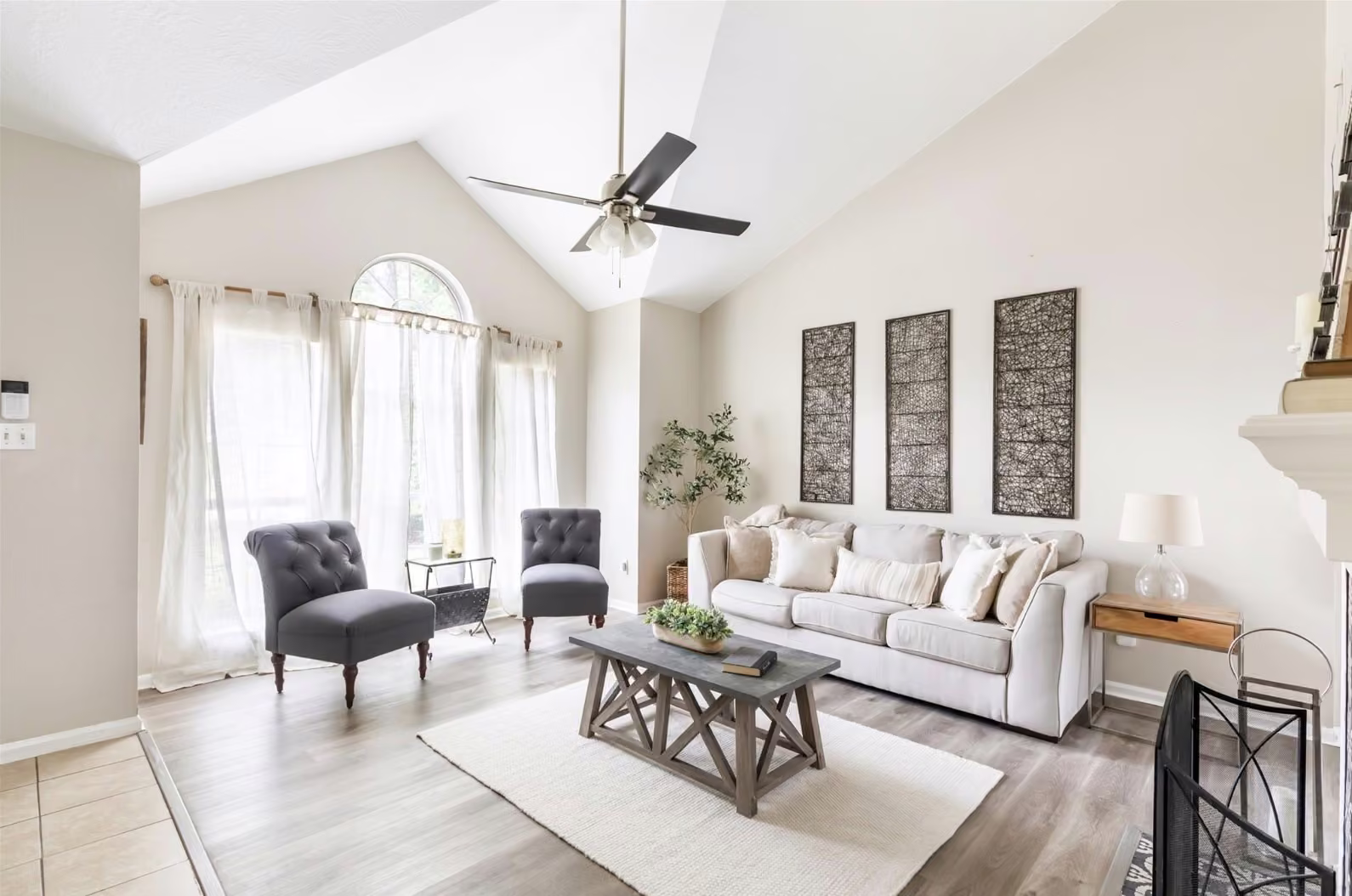 Photo 3 of 4922 Dobbin Springs Lane, Kingwood, TX