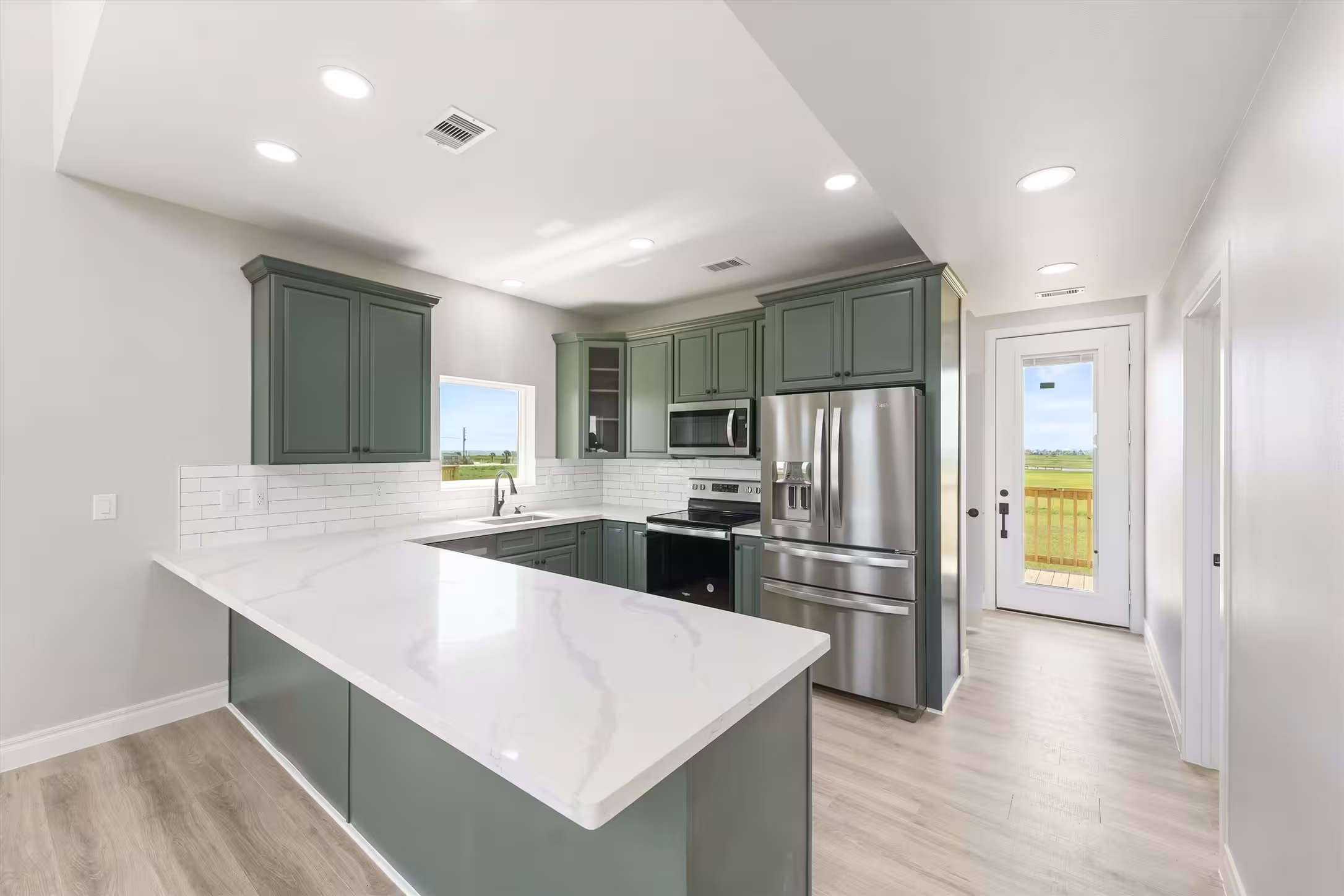 Photo 4 of 234 Bay Avenue, Surfside Beach, TX