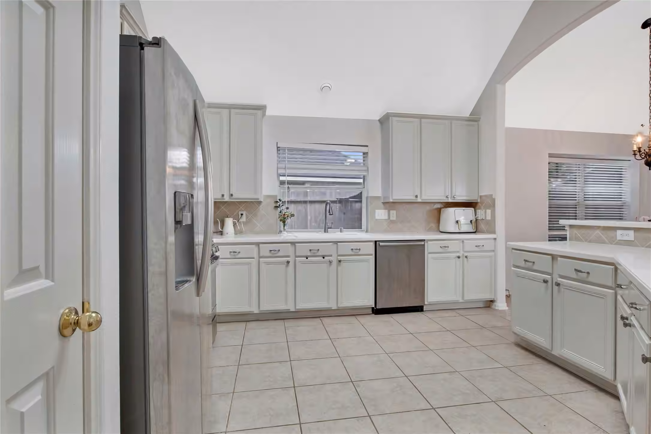 Photo 3 of 2131 Lakewind Lane, League City, TX