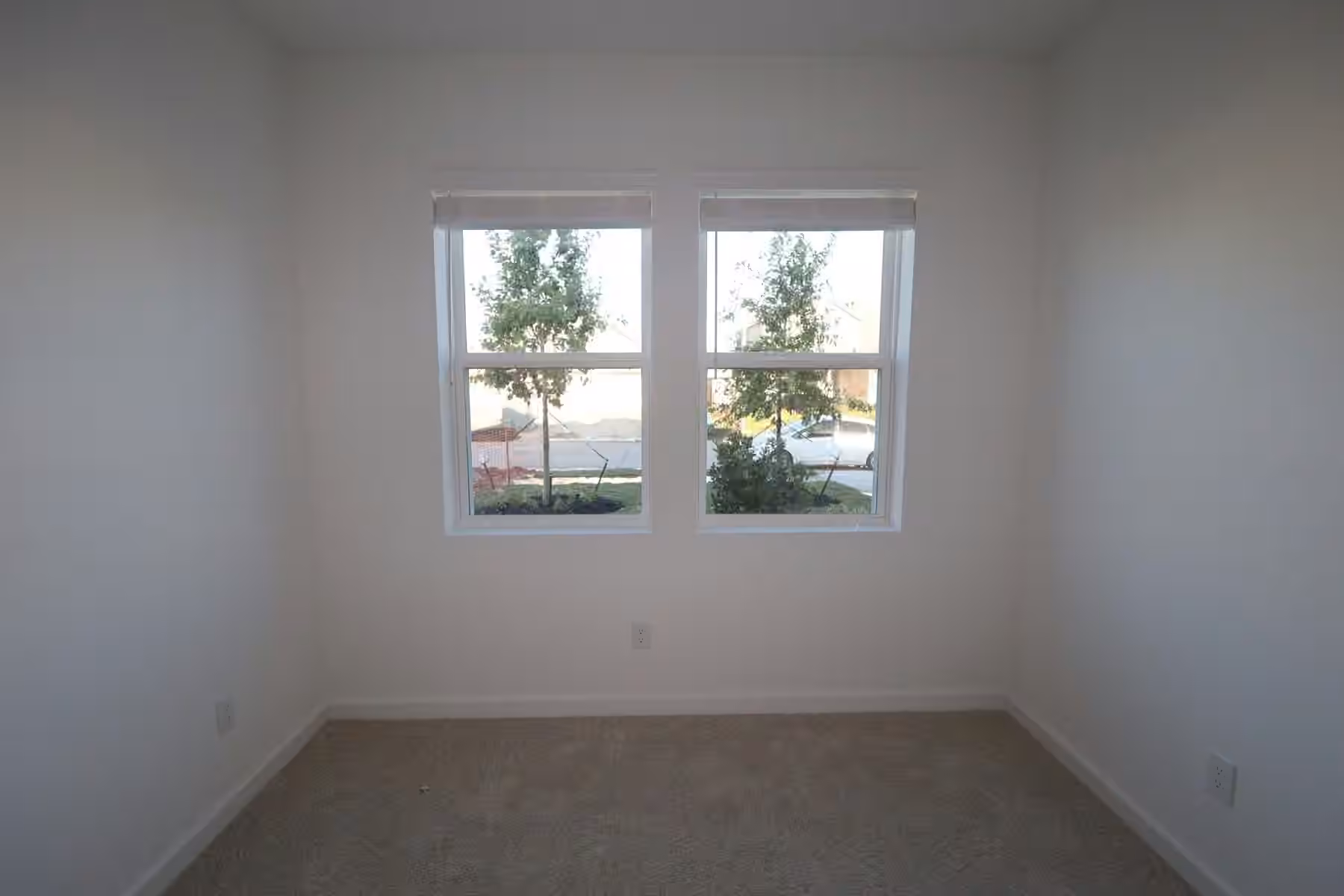 Photo 4 of 7922 Jade Crest Drive, Angleton, TX