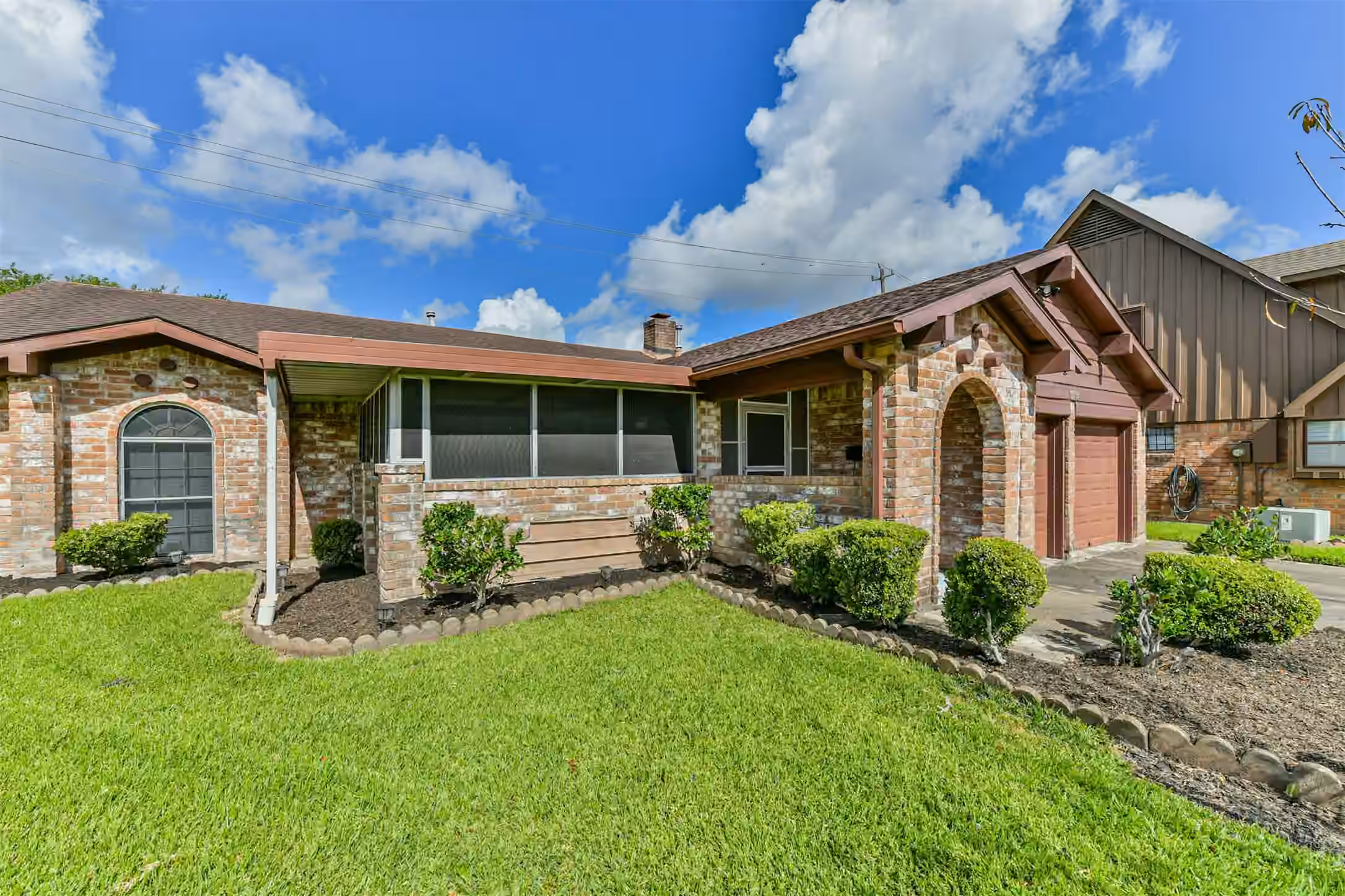 Photo 3 of 12118 Kirkholm Drive, Houston, TX