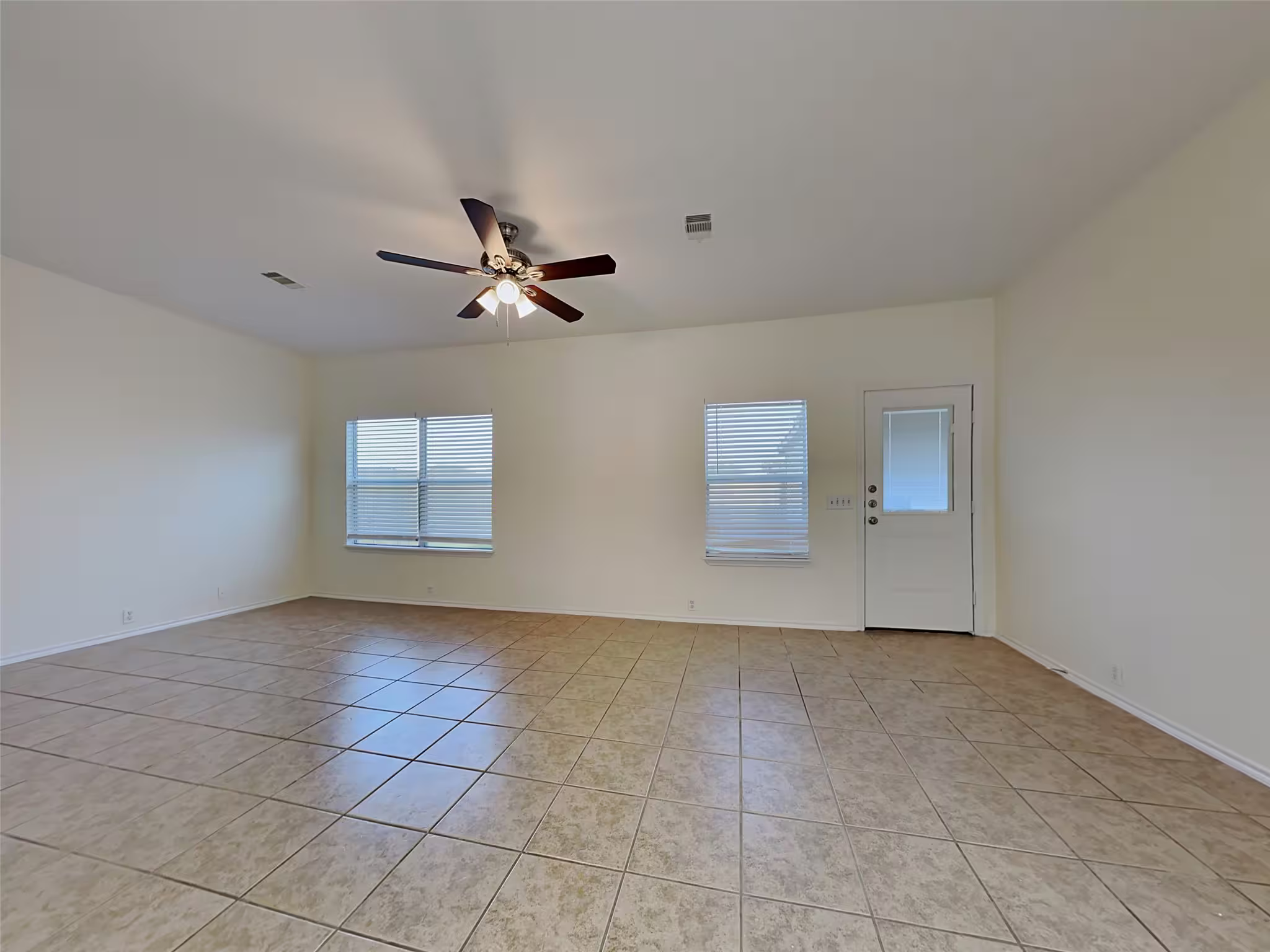 Photo 7 of 18819 Sandelford Drive, Katy, TX
