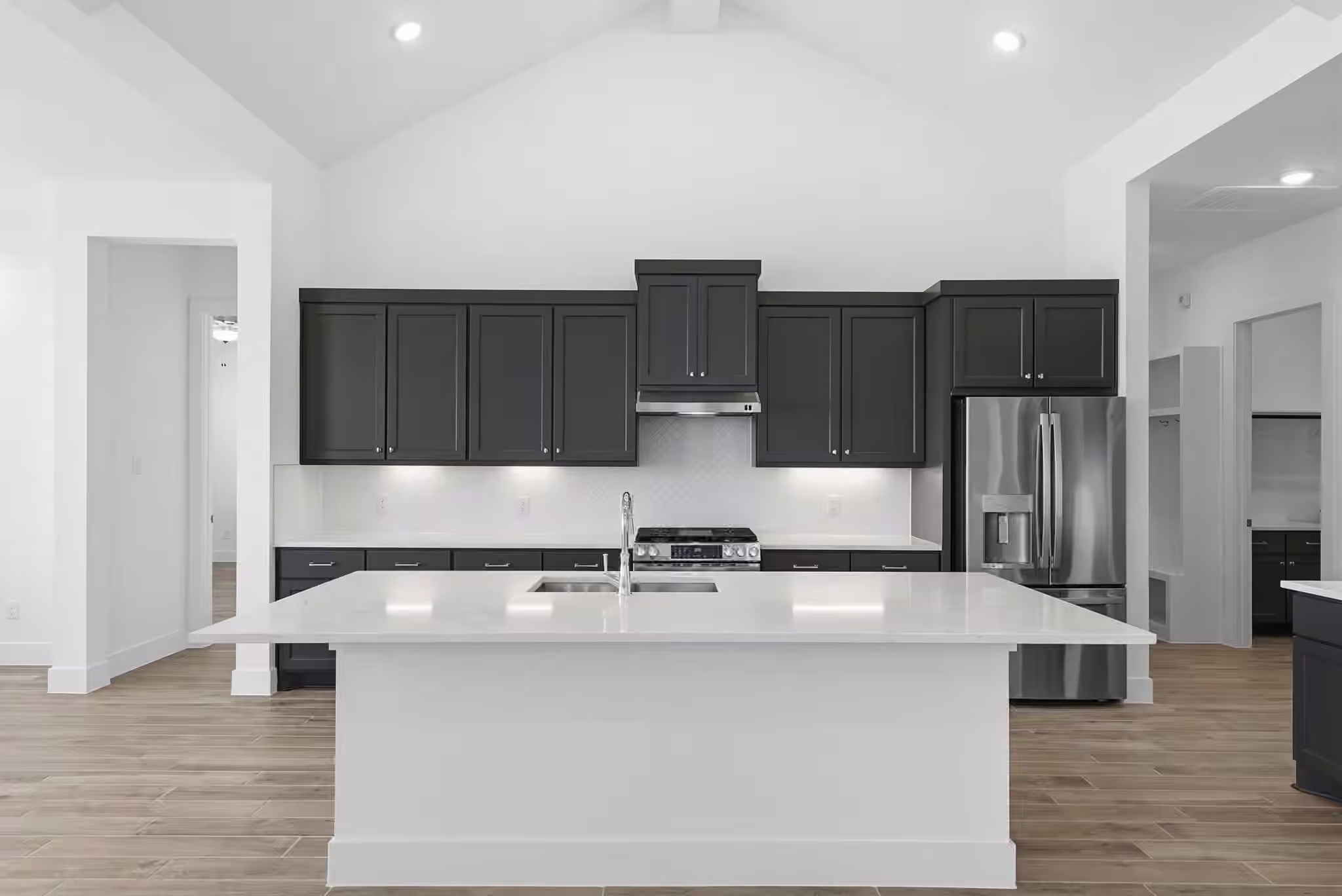 Photo 4 of 6223 Parthenon Drive, Manvel, TX