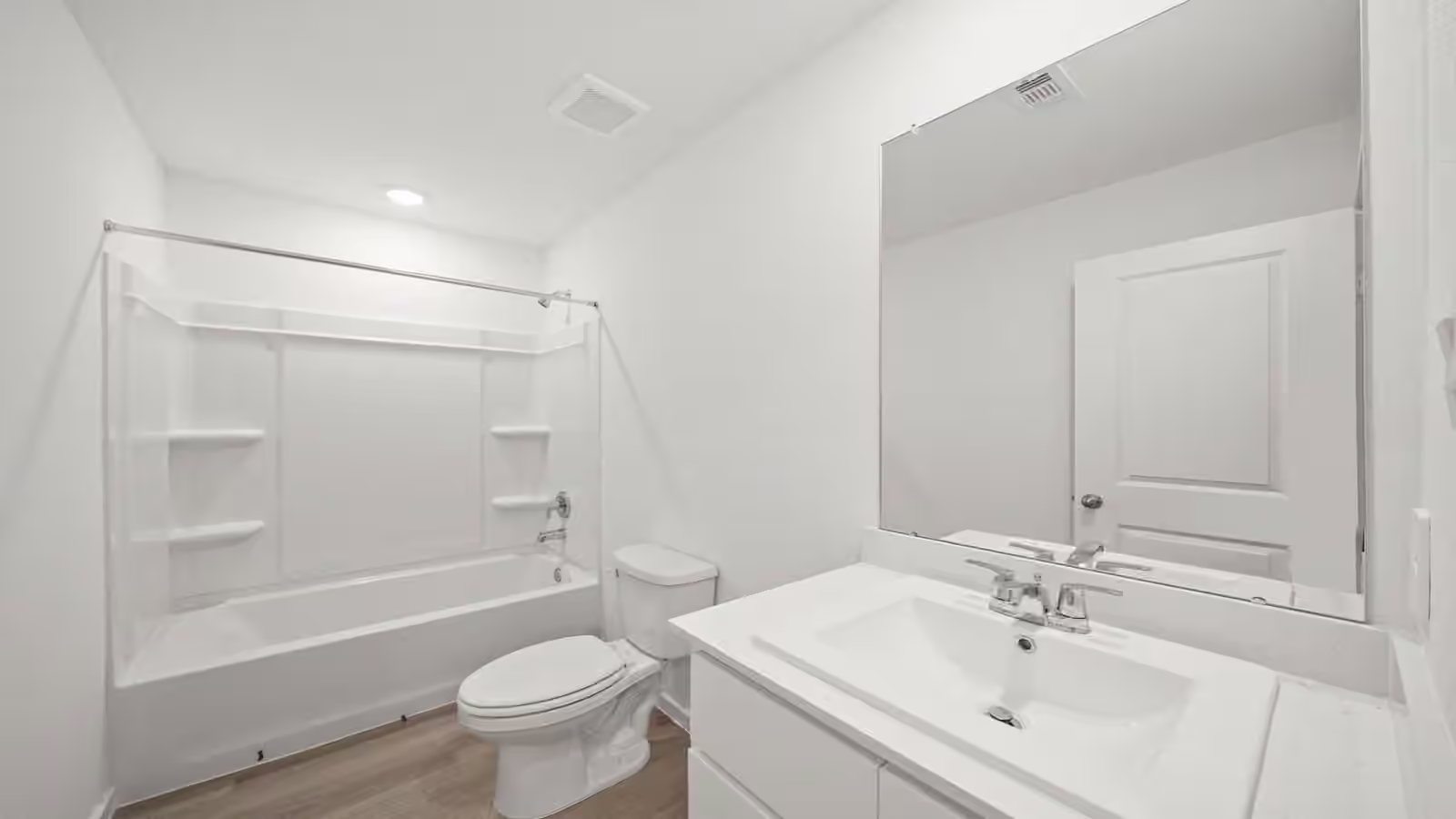 Photo 4 of 2707 Alamonte Drive, Sealy, TX