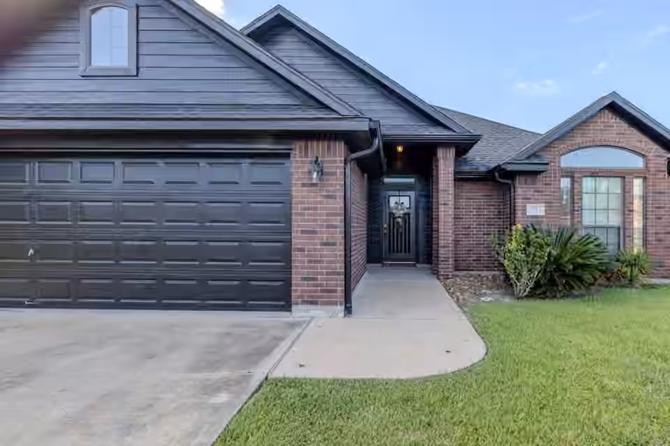 Photo 2 of 3223 El Camino Street, Bay City, TX