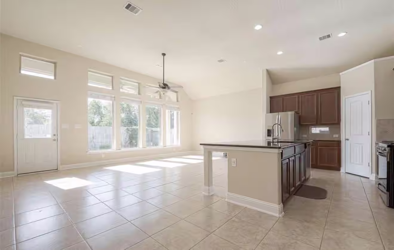 Photo 5 of 4834 Palomar, League City, TX
