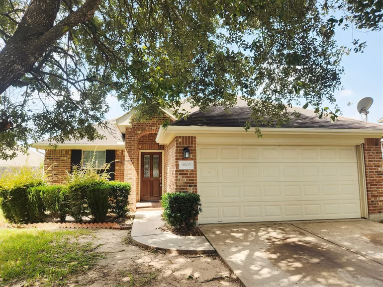 Photo 2 of 9803 Wedgeford Court, Houston, TX