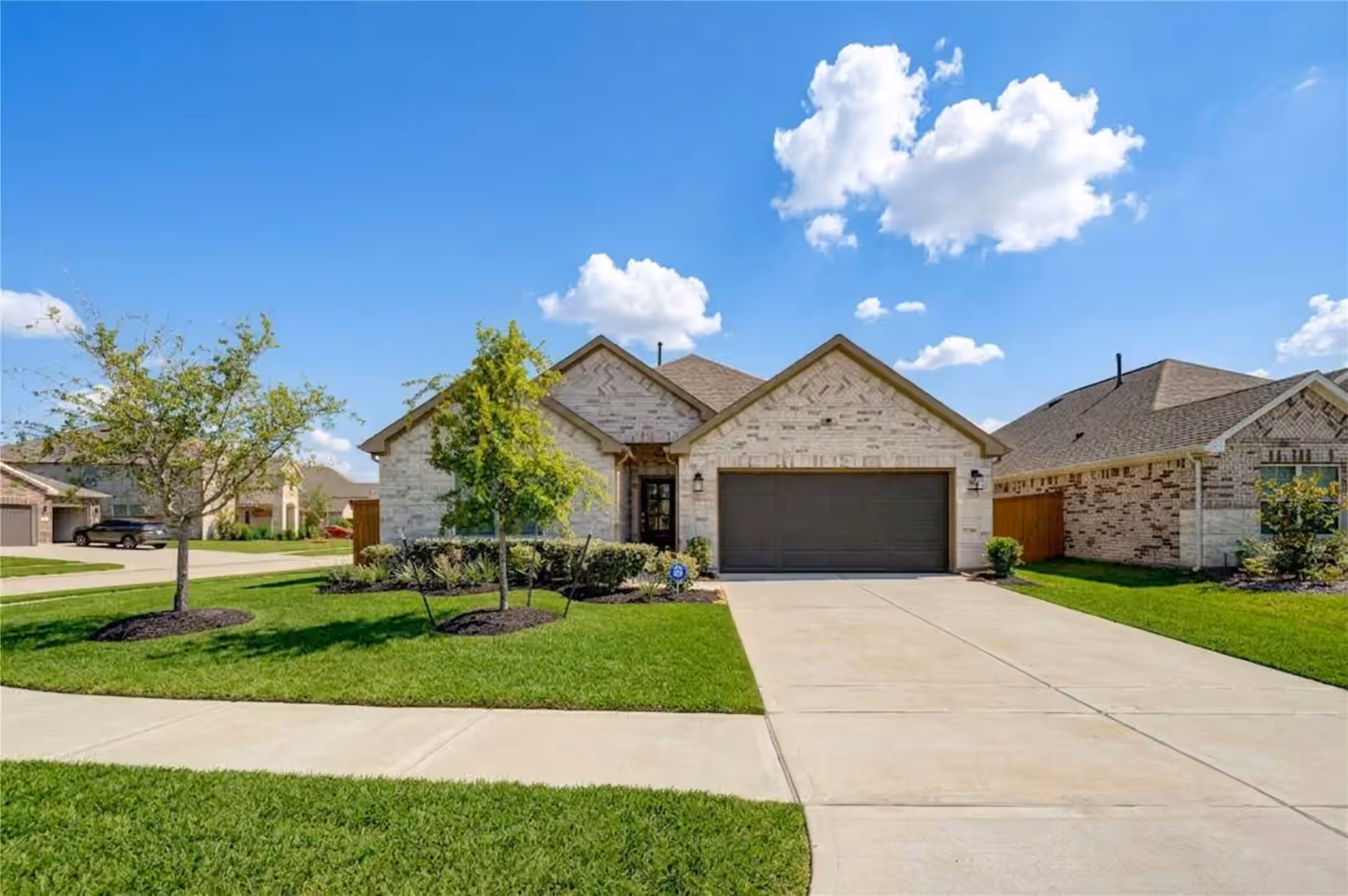 Photo 2 of 8603 Sun Coral Drive, Cypress, TX