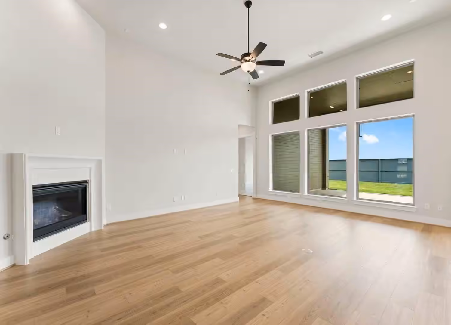 Photo 5 of 32514 Ebony Jewelwing Court, Fulshear, TX