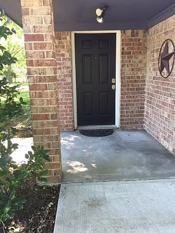 Photo 2 of 268 N Mt Mariah, Montgomery, TX