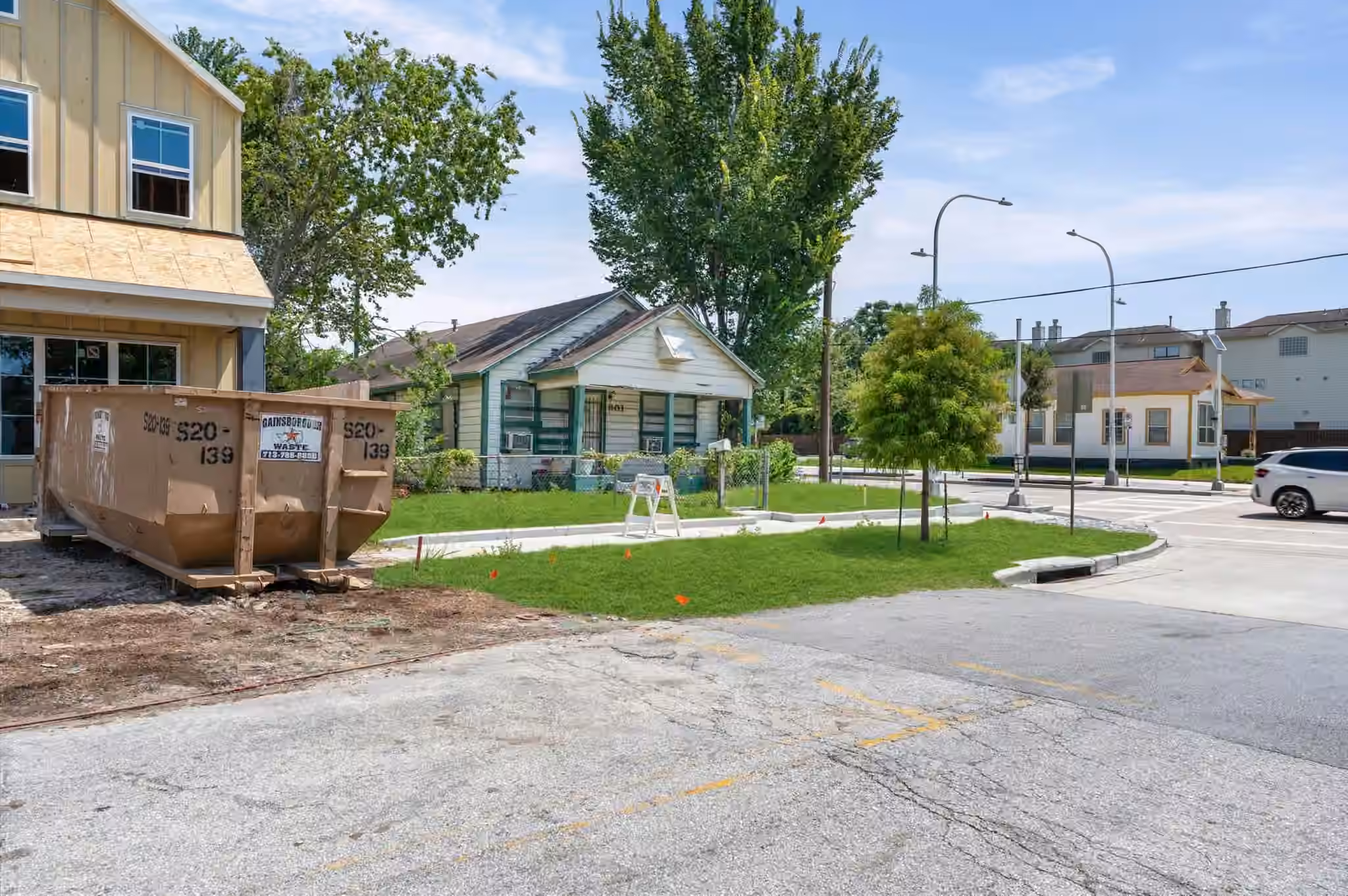 Photo 6 of 801 W 22nd Street, Houston, TX