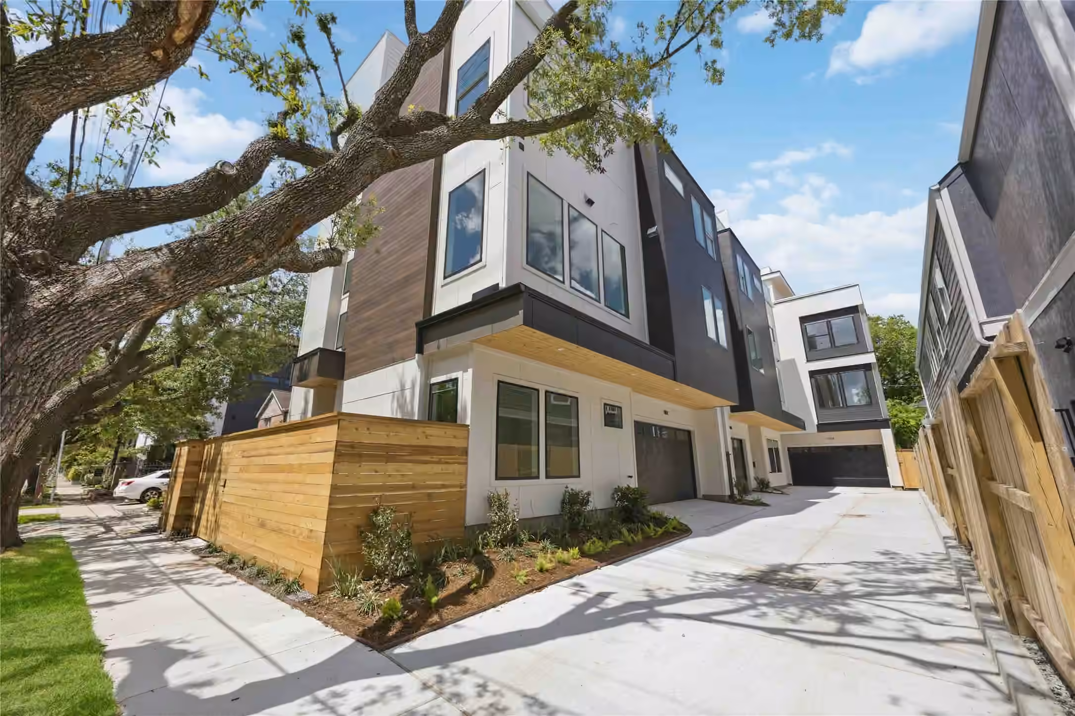 Photo 6 of 1110 Peden Street B, Houston, TX