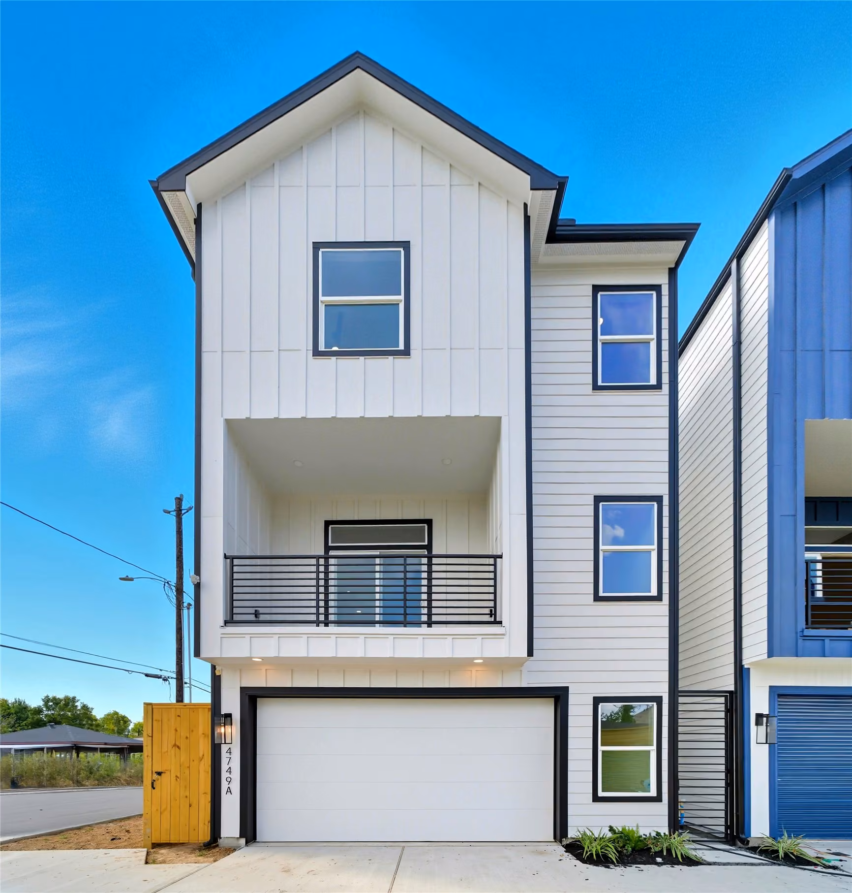 Photo 3 of 4749 Wilmington Street C, Houston, TX