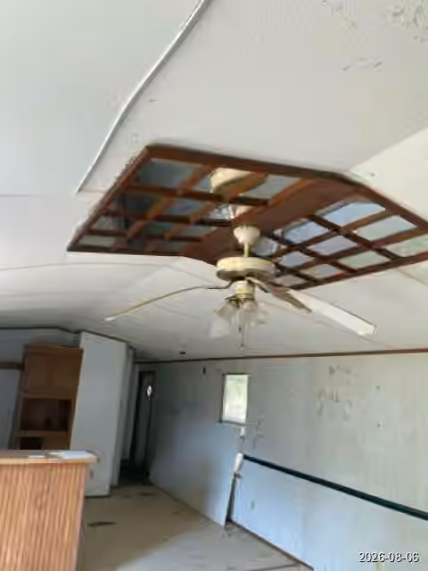 Photo 6 of 1615 1st Street, Hempstead, TX