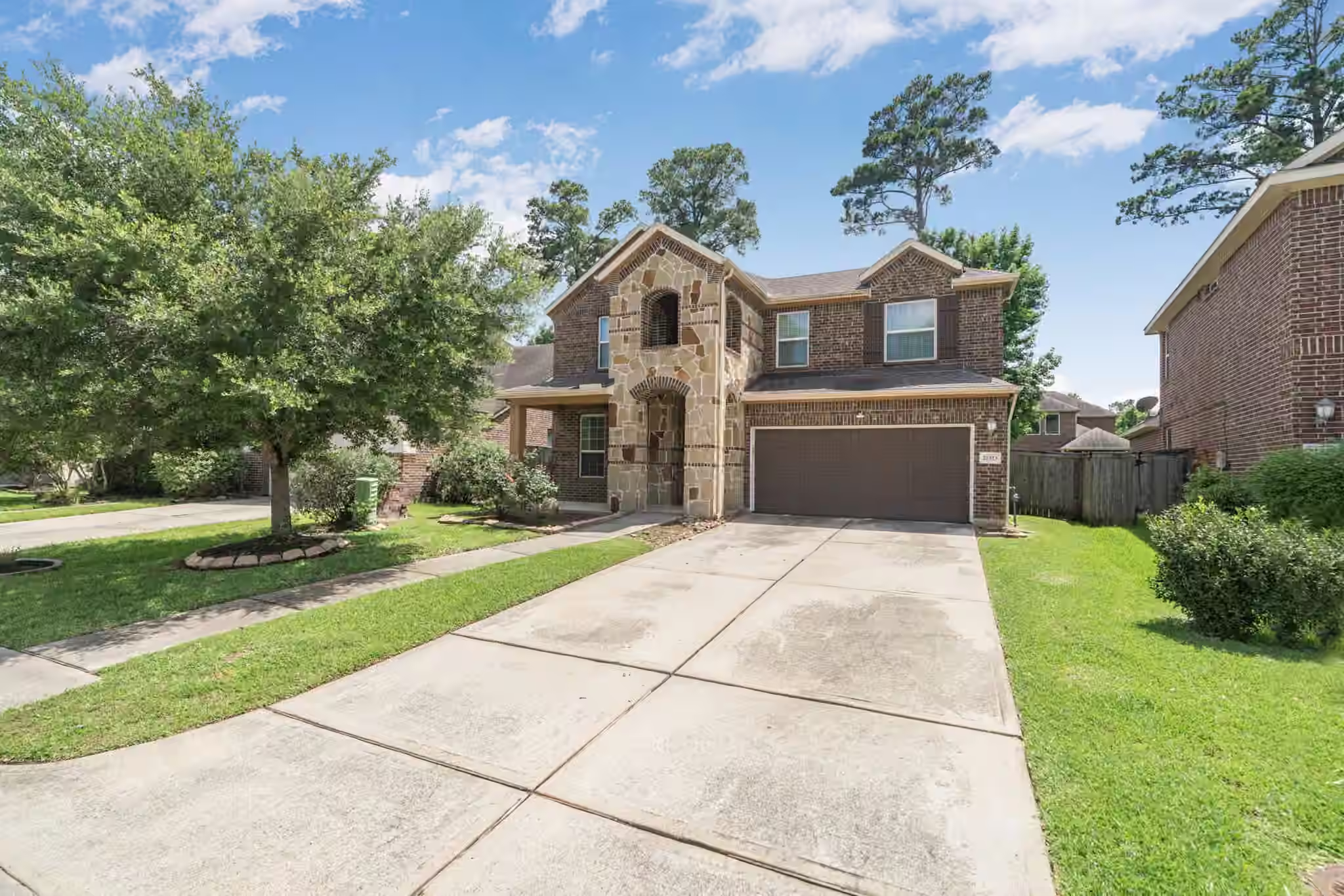 Photo 3 of 22523 Birch Ridge Meadow Drive, Spring, TX