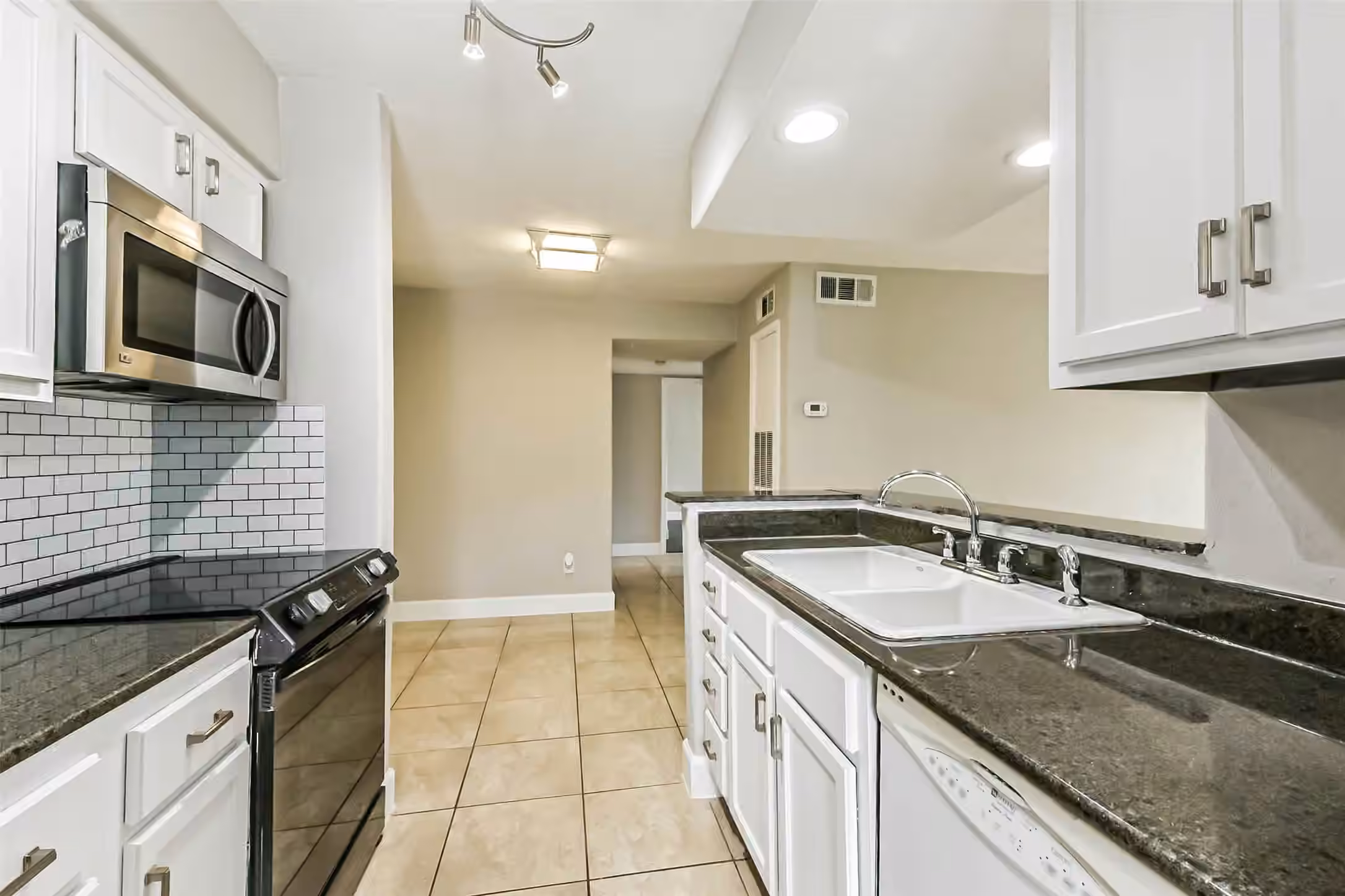 Photo 7 of 250 El Dorado Boulevard 189, Houston, TX