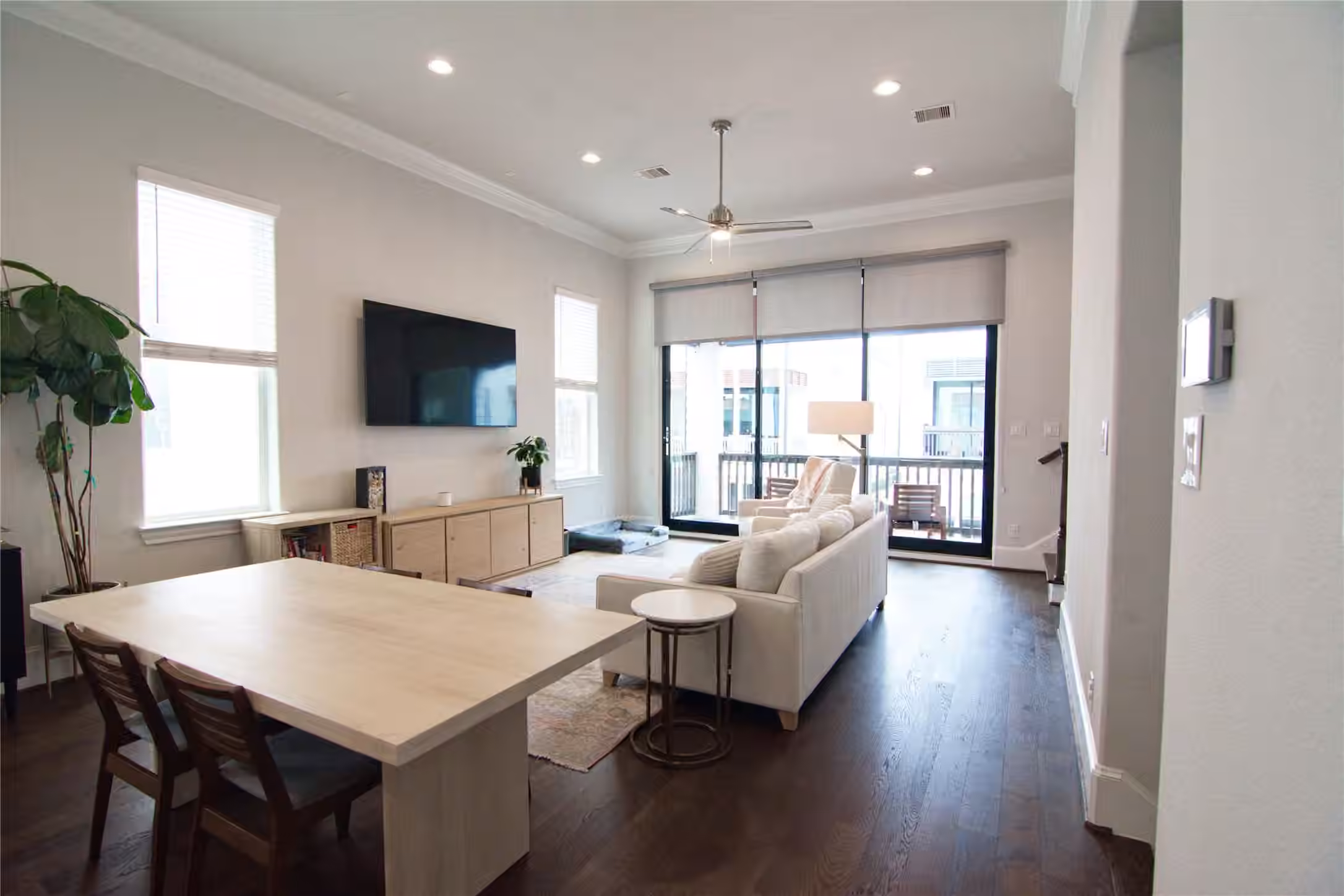 Photo 6 of 3310 Timbergrove Oak, Houston, TX