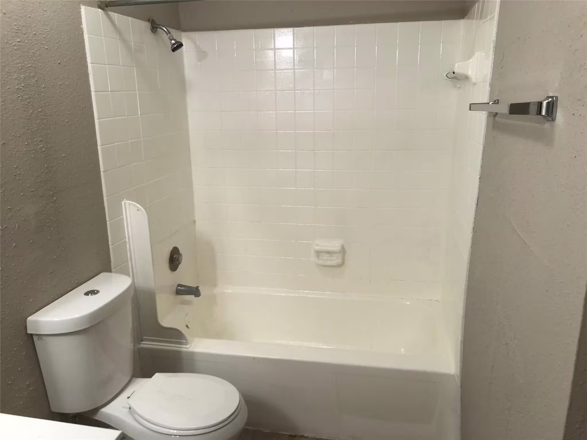 Photo 7 of 5625 Antoine Drive 820, Houston, TX