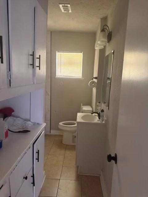 Photo 4 of 6122 Glenhurst Drive, Houston, TX