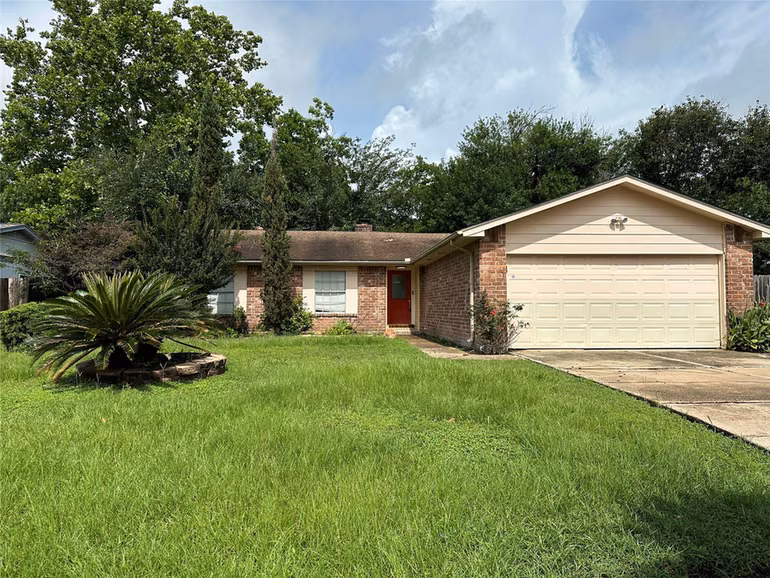 Photo 2 of 8511 Little River Road, Houston, TX