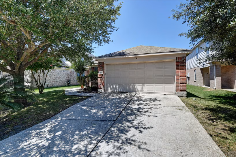 Photo of 7411 Fox Scene Drive, Humble, TX 77338
