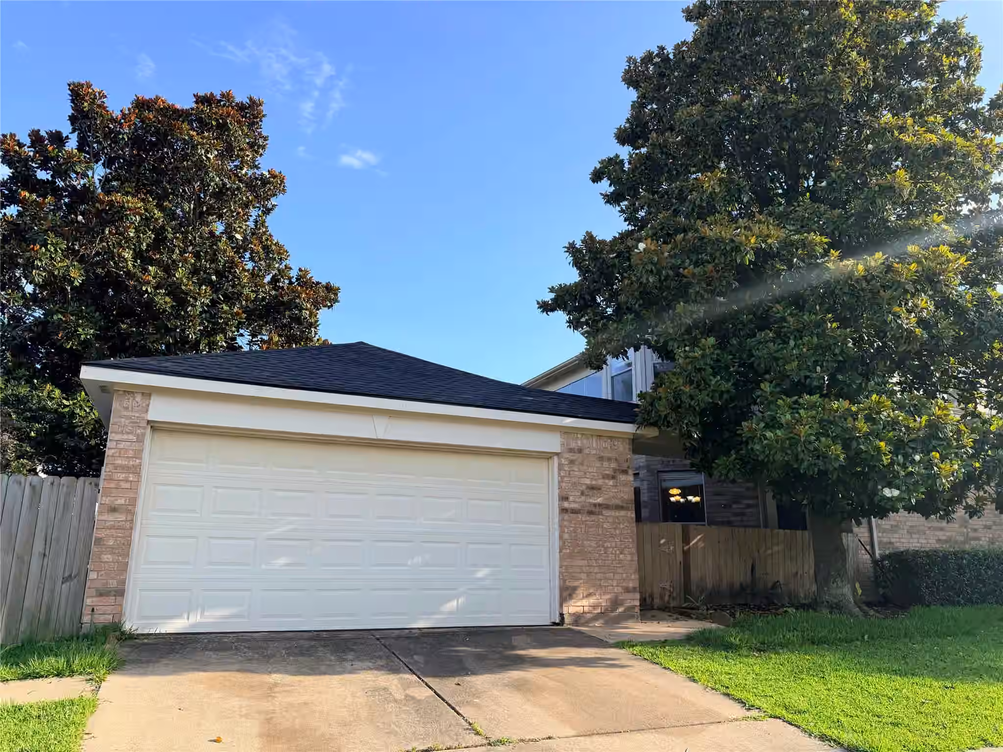 Photo 2 of 2303 Chelsea Ridge Court, Katy, TX