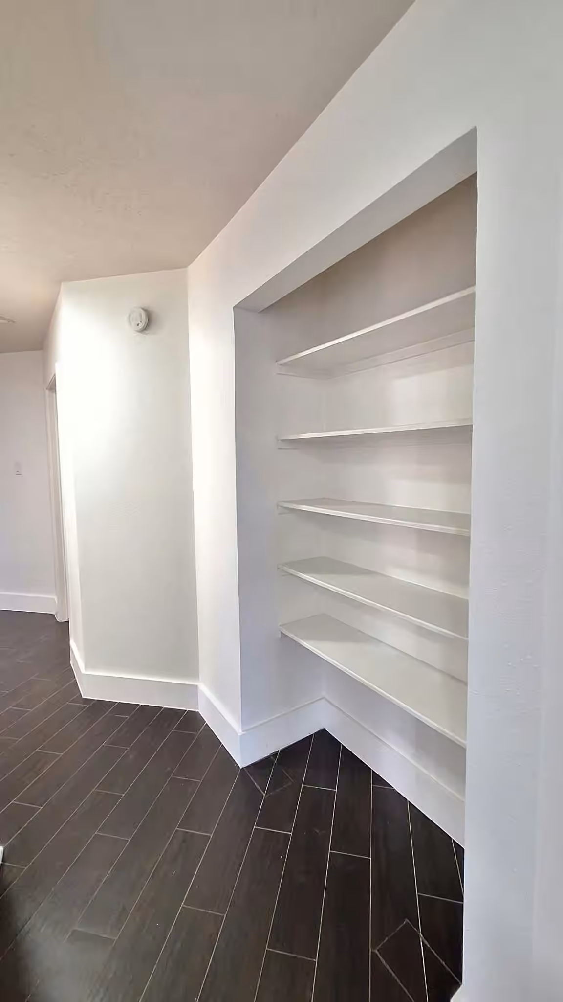 Photo 4 of 17122 Canterbury Green Court, Sugar Land, TX