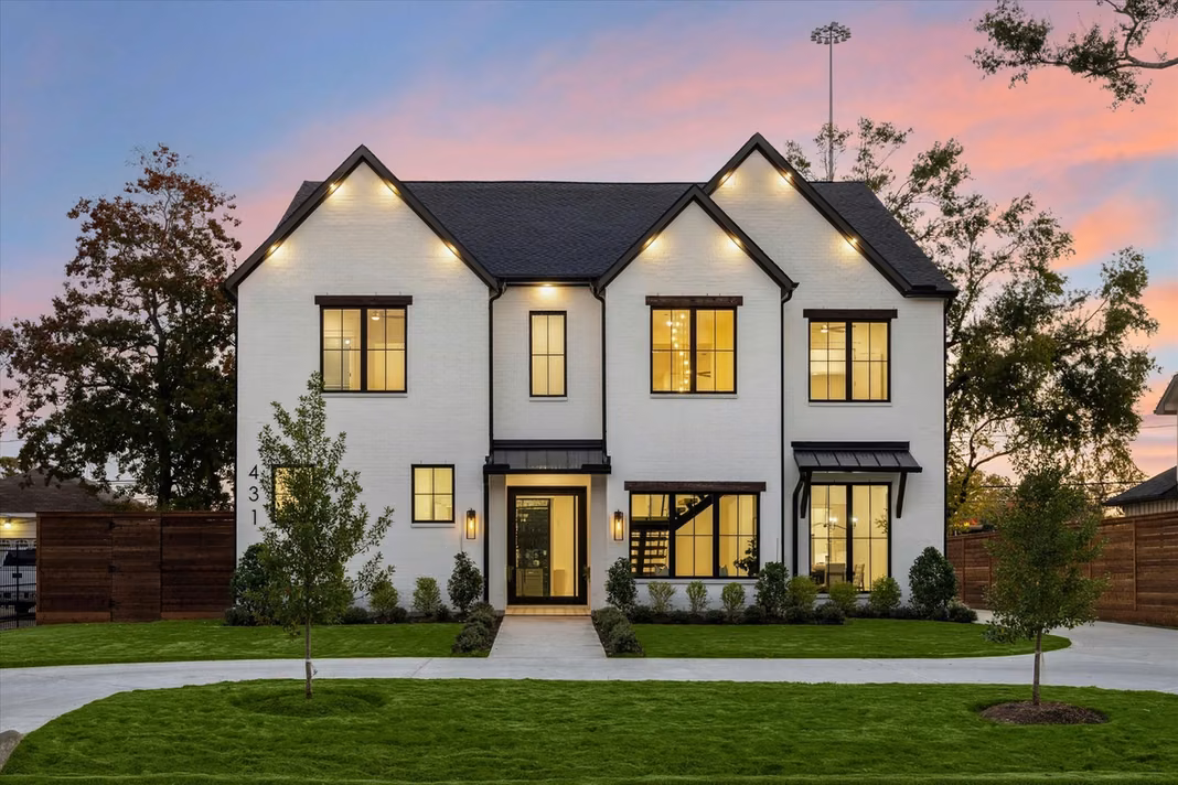 Photo of 431 W 30th Street, Houston, TX 77018