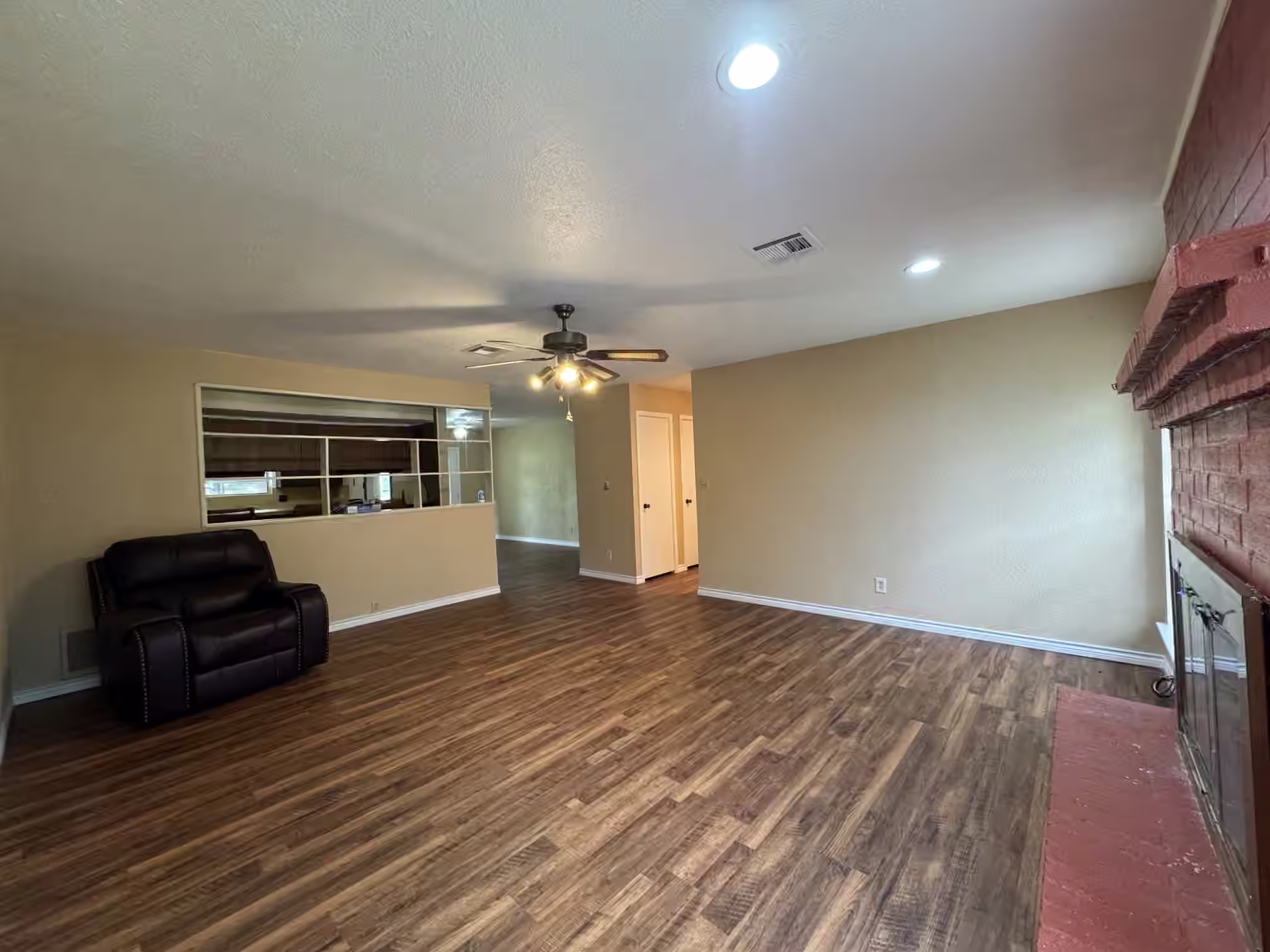 Photo 6 of 1609 Forrest Drive, Wharton, TX