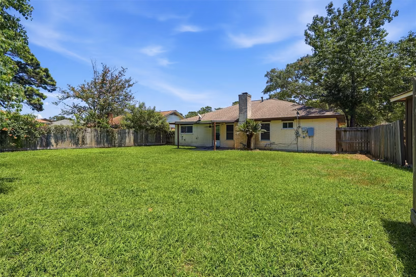 Photo 3 of 21327 Glenbranch Drive, Spring, TX