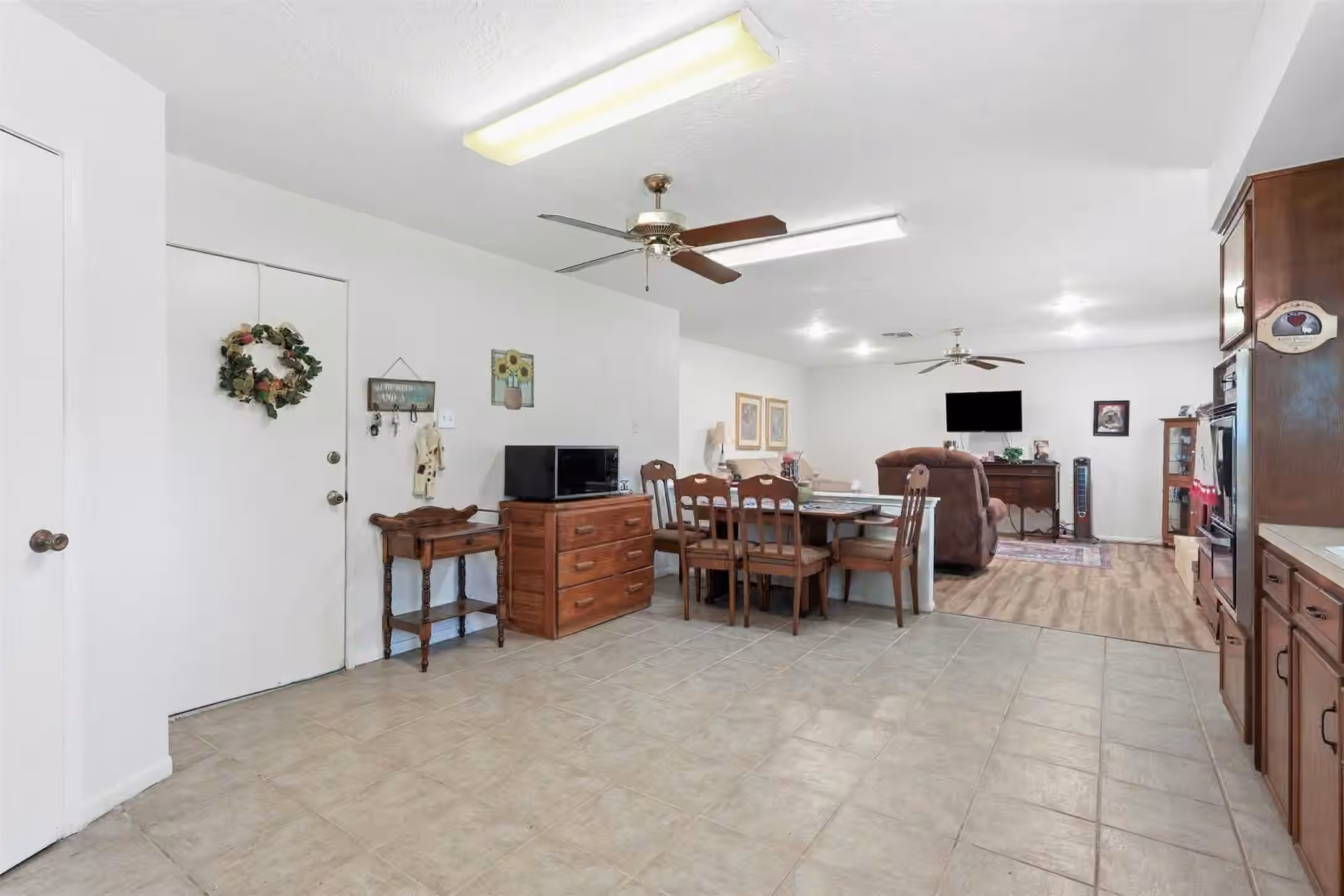 Photo 6 of 21327 Glenbranch Drive, Spring, TX