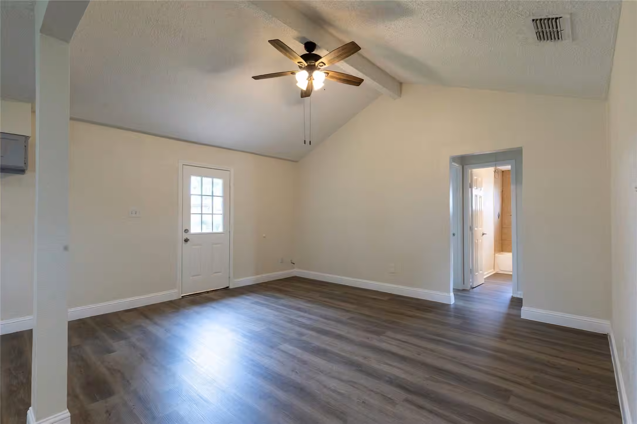 Photo 5 of 12314 Flushing Meadows Drive, Houston, TX